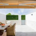 Modern Family Townhouse Apartament *