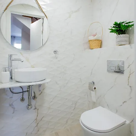 Modern Family Townhouse 公寓