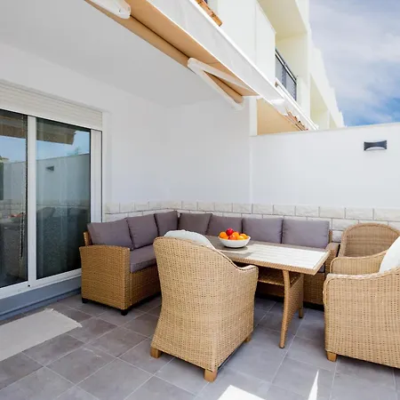 Modern Family Townhouse 公寓